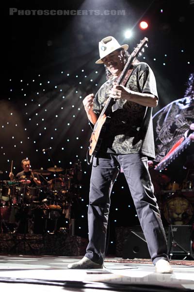 CARLOS SANTANA - 2010-10-12 - PARIS - Bercy - 